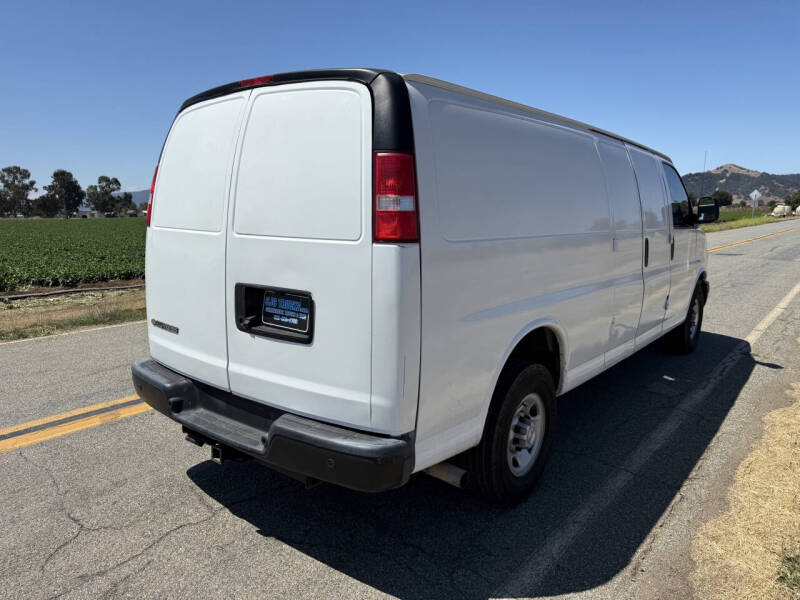 2018 Chevrolet Express 2500