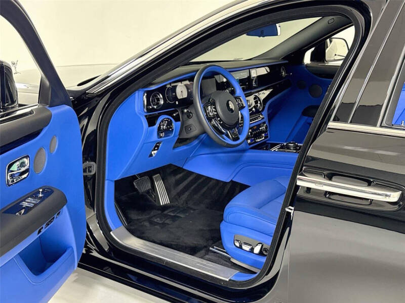 2025 Rolls-Royce Ghost