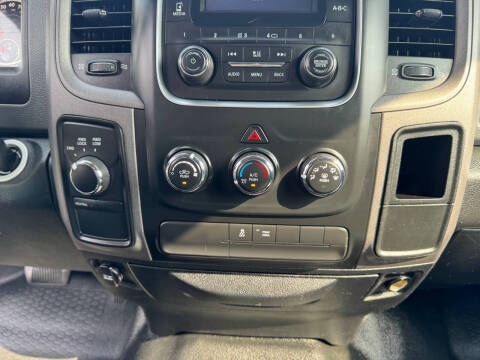 2017 RAM 1500 Express