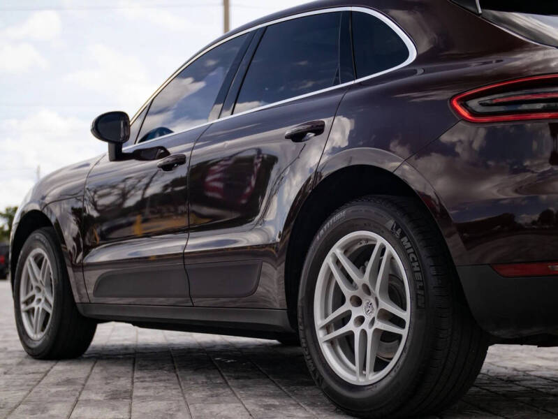 2017 Porsche Macan S