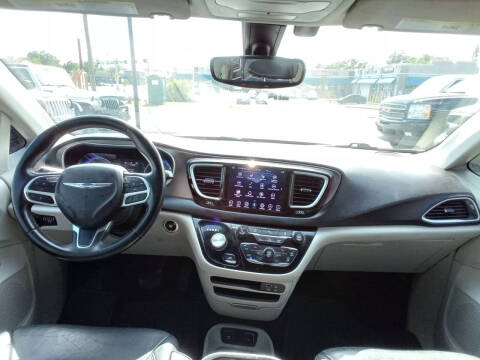 2018 Chrysler Pacifica Touring L