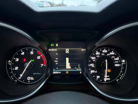 2021 Alfa Romeo Stelvio Ti Sport