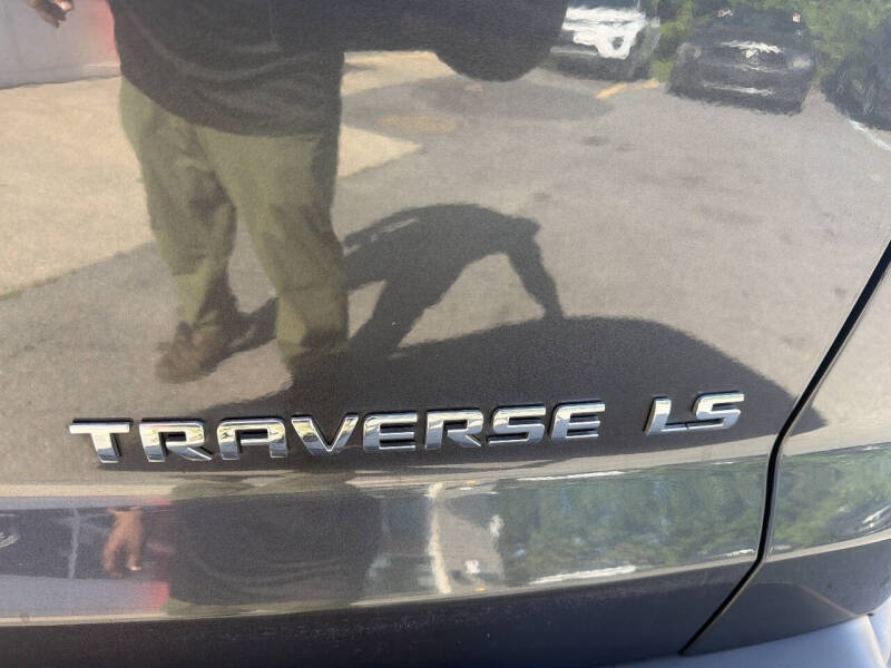 2012 Chevrolet Traverse LS