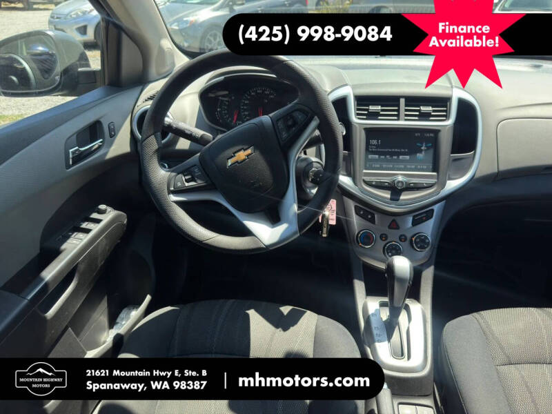 2017 Chevrolet Sonic LT Auto