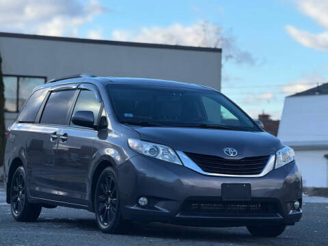 2015 Toyota Sienna