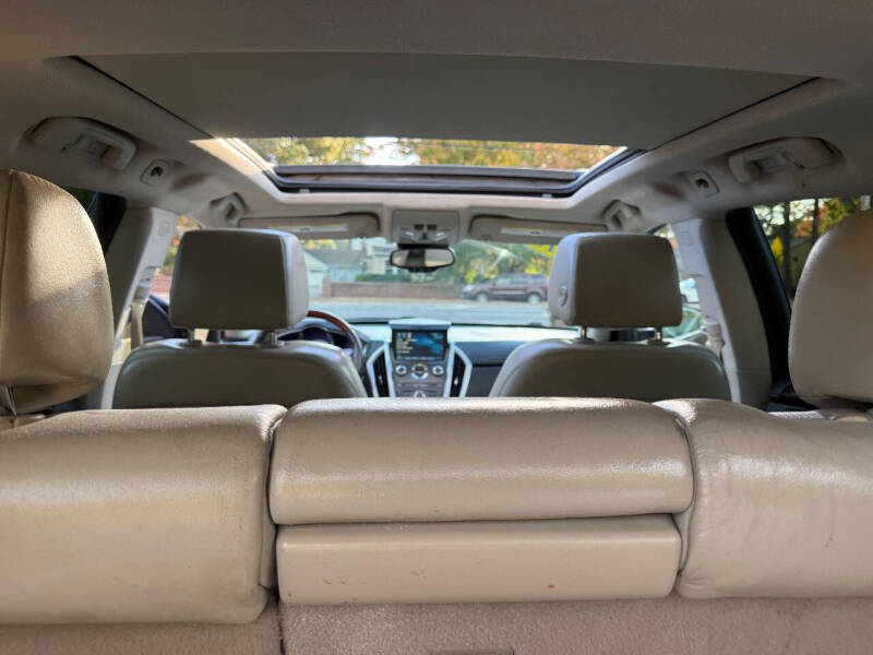 2010 Cadillac SRX Luxury Collection