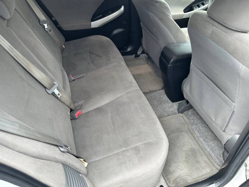 2013 Toyota Prius Two