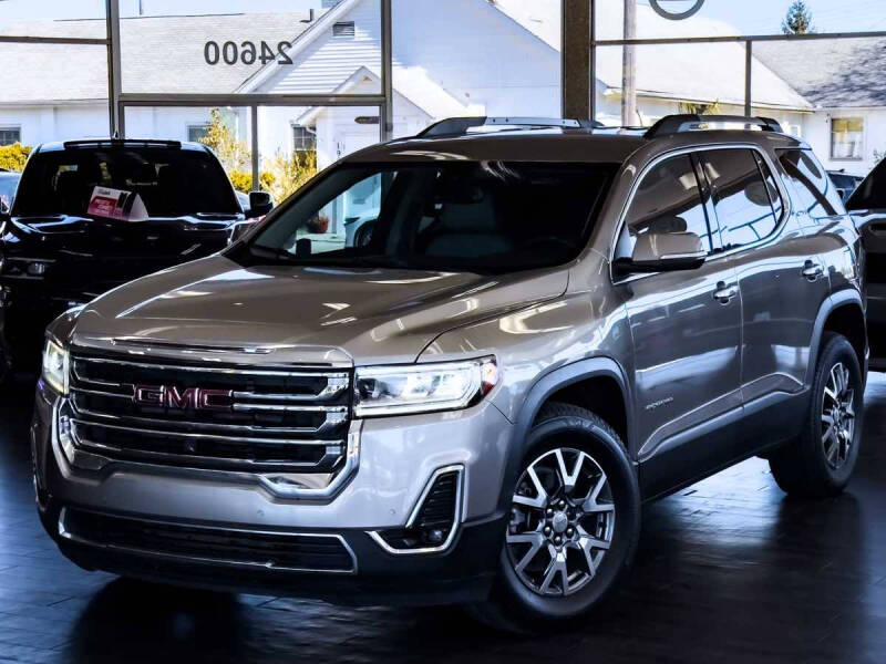 2023 GMC Acadia SLT
