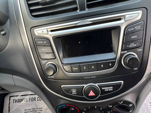 2015 Hyundai Accent GS