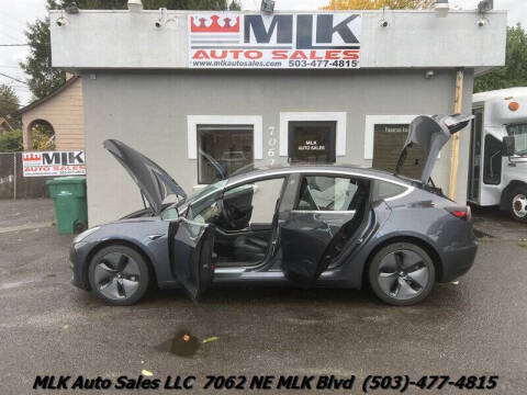 2019 Tesla Model 3 Standard Range Plus