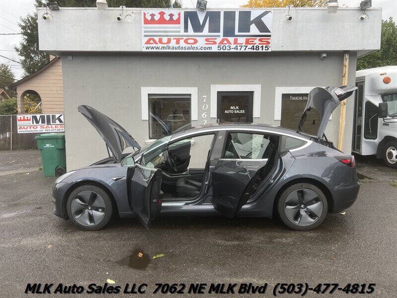2019 Tesla Model 3 Standard Range Plus