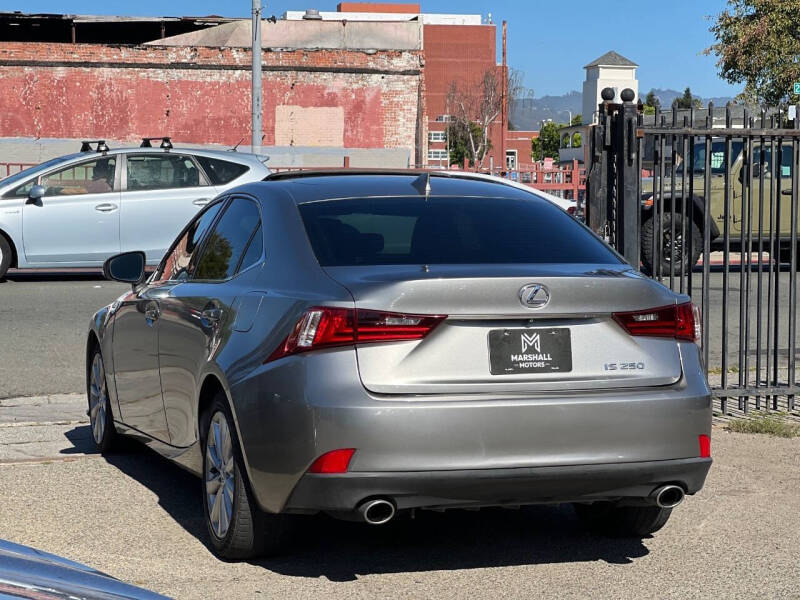 2015 Lexus IS 250