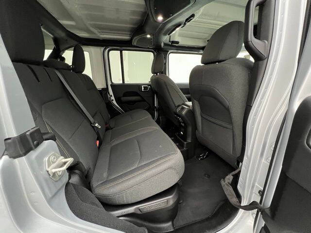 2024 Jeep Wrangler Sahara 4xe