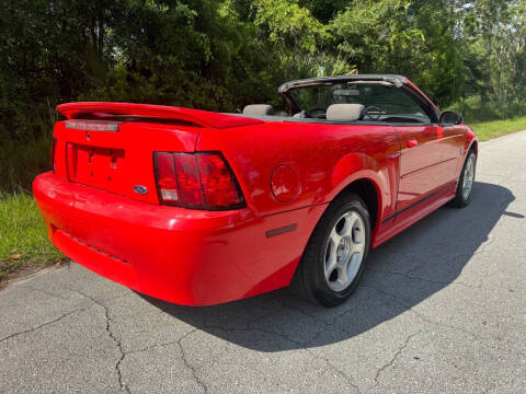 2000 Ford Mustang