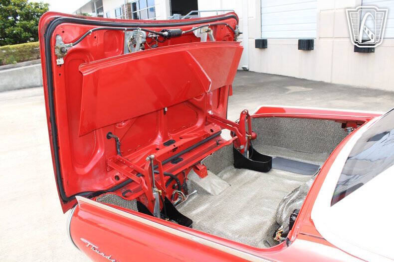 1963 Ford Thunderbird