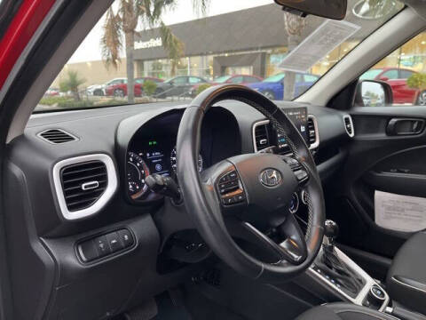 2022 Hyundai Venue Limited