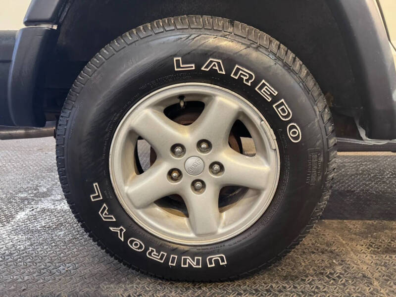 2000 Jeep Cherokee SE