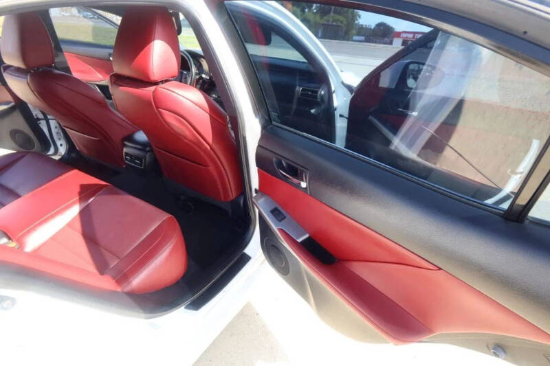 2016 Lexus IS 200t