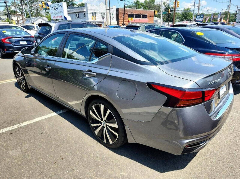 2020 Nissan Altima 2.5 SR