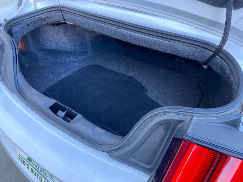 2016 Ford Mustang V6