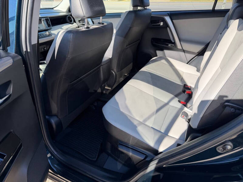 2017 Toyota RAV4 Hybrid Limited