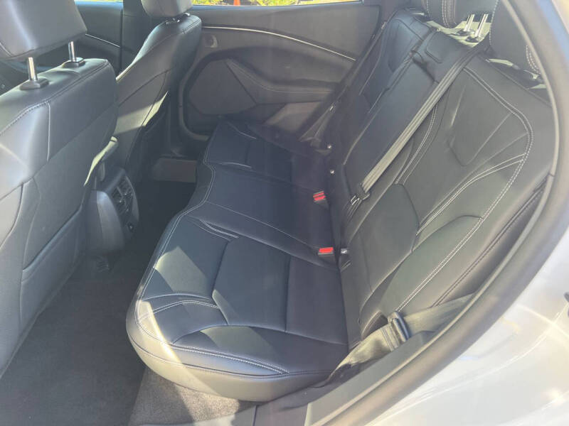 2025 Ford Mustang Mach-E Premium