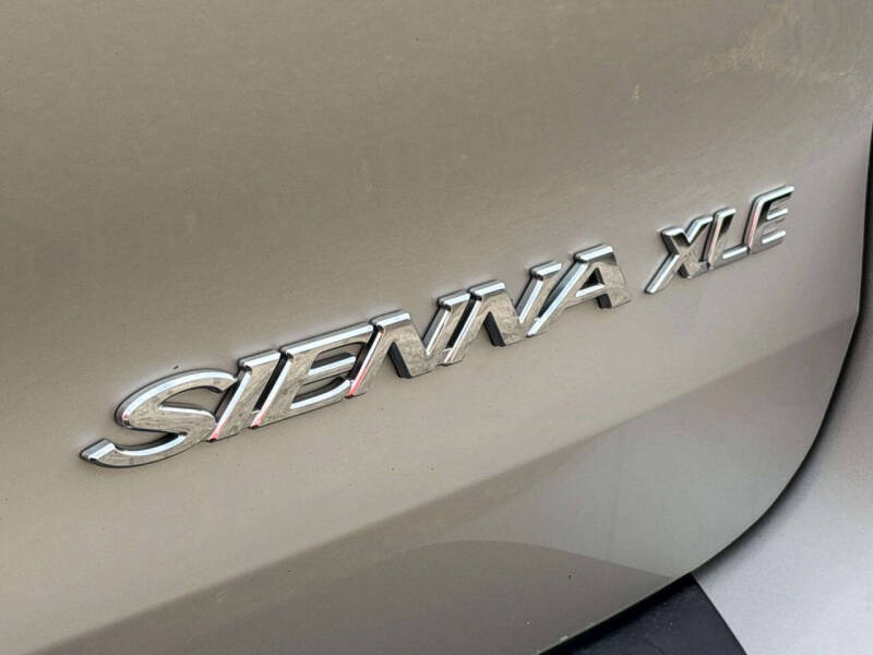 2008 Toyota Sienna XLE