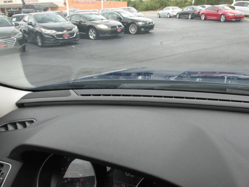 2016 Volkswagen Passat 1.8T S