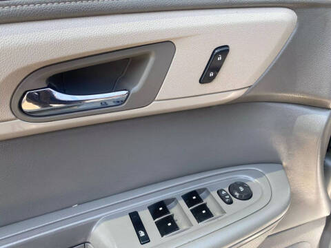 2017 Chevrolet Traverse LS