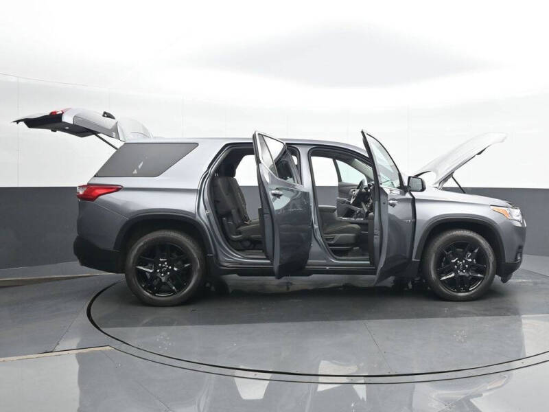 2021 Chevrolet Traverse LS