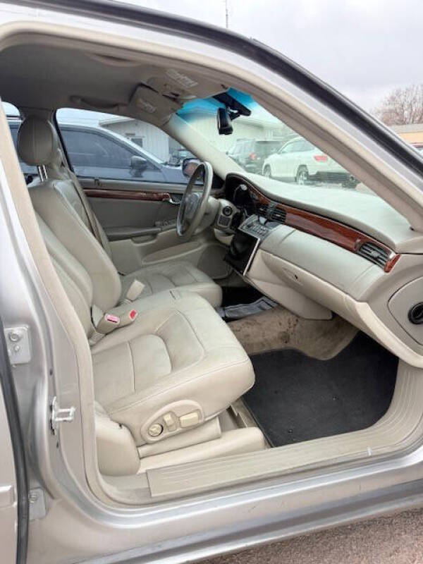 2005 Cadillac DeVille Livery Fleet