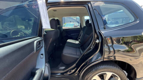 2017 Subaru Forester 2.5i