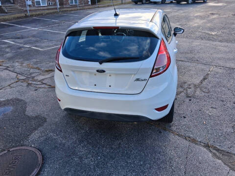 2017 Ford Fiesta SE