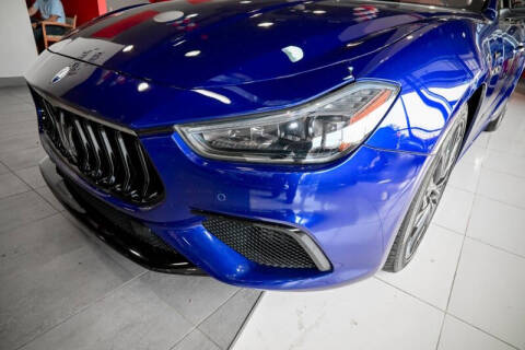 2022 Maserati Ghibli Modena Q4