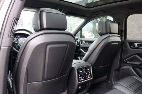 2021 Porsche Cayenne Coupe