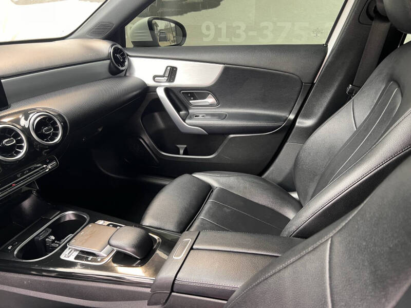 2019 Mercedes-Benz A-Class A 220