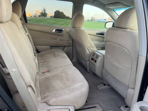 2014 Nissan Pathfinder S