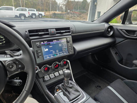 2025 Toyota GR86 Premium