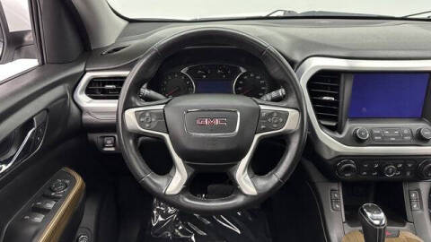 2017 GMC Acadia SLE-2