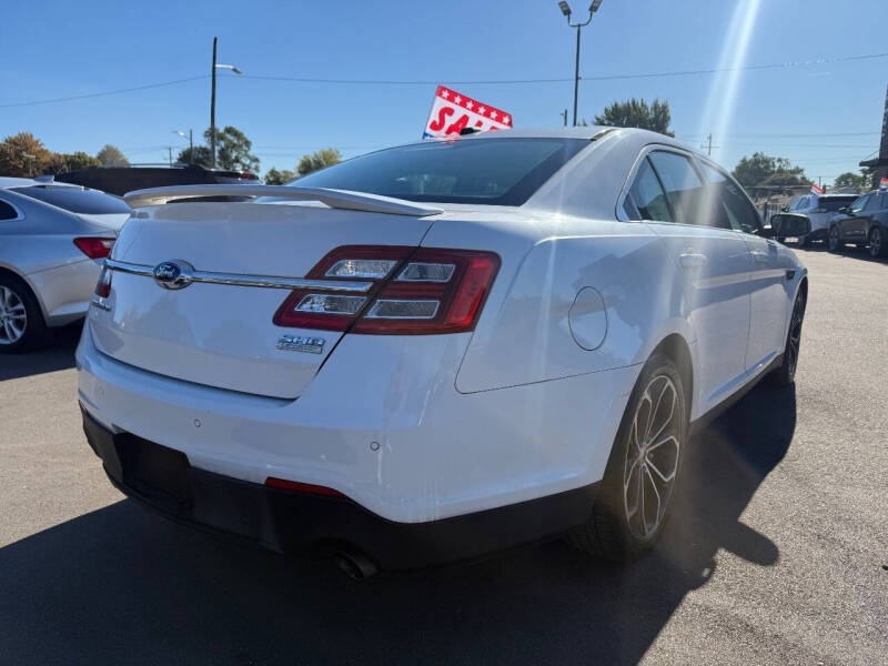 2013 Ford Taurus SHO