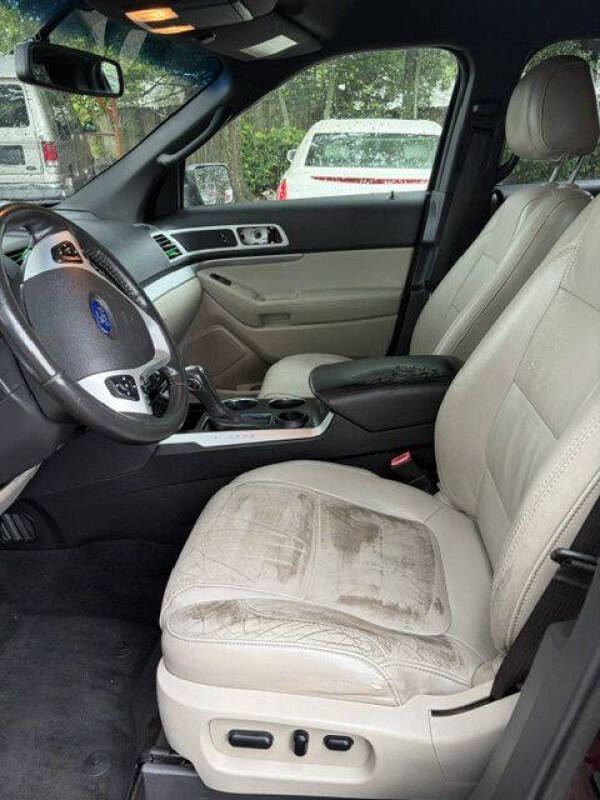 2011 Ford Explorer XLT