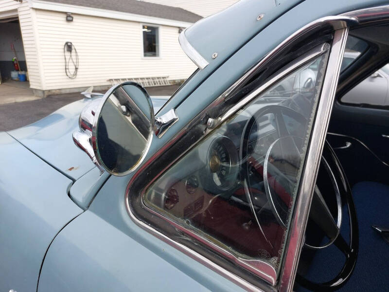 1951 Ford Deluxe