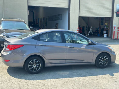 2014 Hyundai Accent GLS