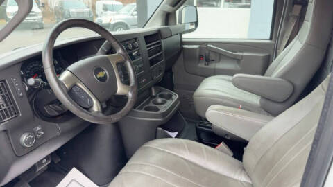2019 Chevrolet Express 2500