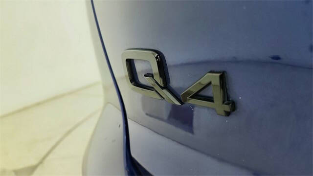 2024 Audi Q4 e-tron quattro Premium Plus 50