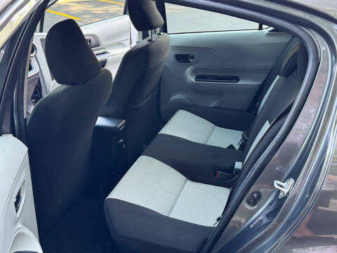 2012 Toyota Prius c Three