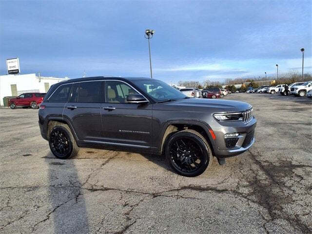 2023 Jeep Grand Cherokee Summit Reserve