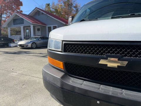 2018 Chevrolet Express 2500