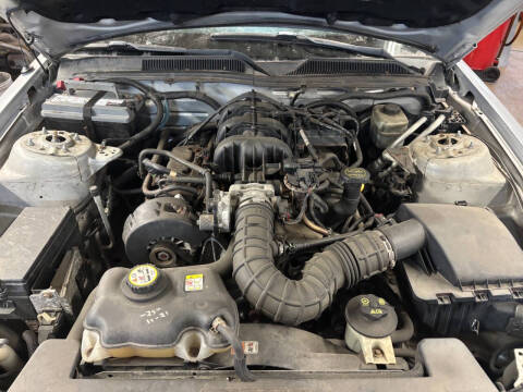2005 Ford Mustang V6 Premium