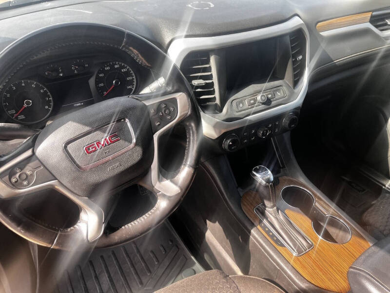 2019 GMC Acadia SLE-1